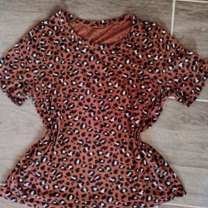 hema párduc mintás póló m méret