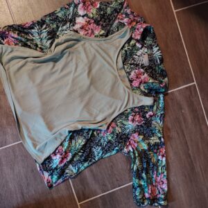 c&a prémium minőségű enyhén áttetsző, sejtelmes dzsungelt idéző mintás ing