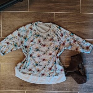 gina benotti virág mintás pulóver